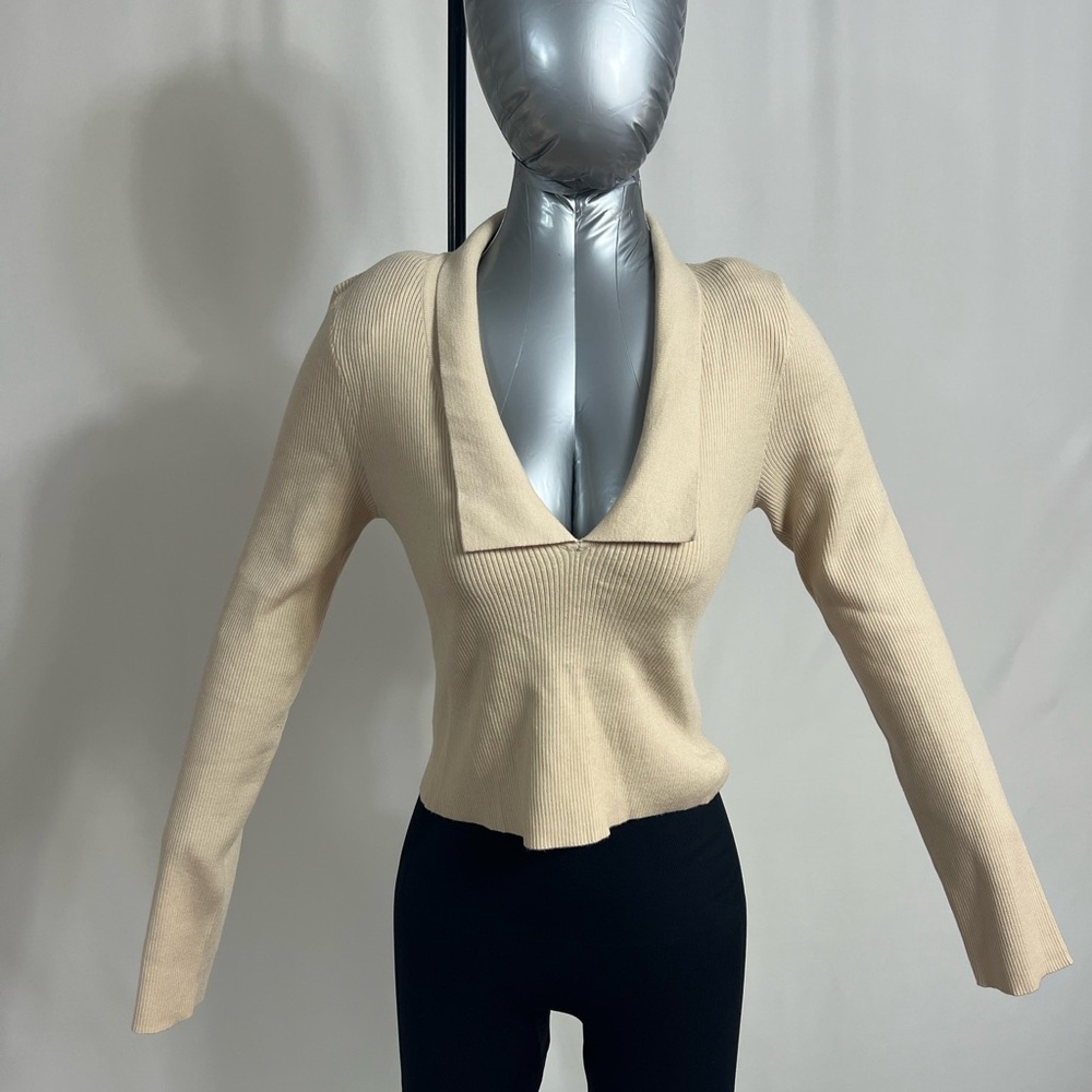 Le Lis Cream Long Sleeve Women's Blouse